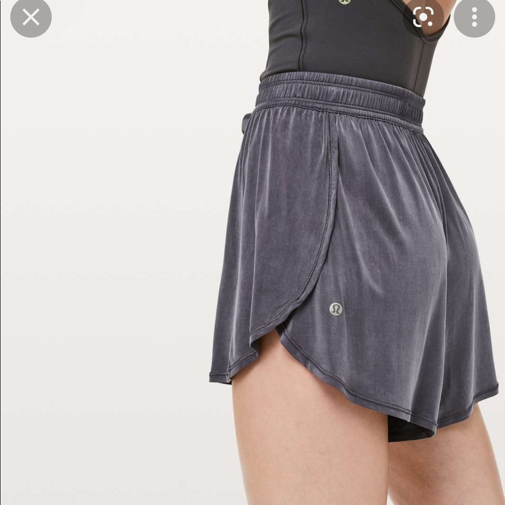 Lululemon Principal Dancer Shorts Moonwalk Sz 6